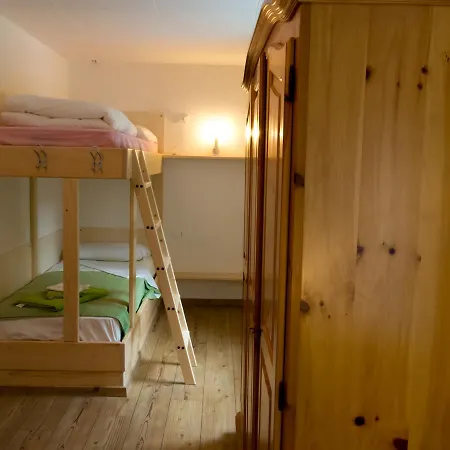 Rifugio Divisione Julia Hotel *